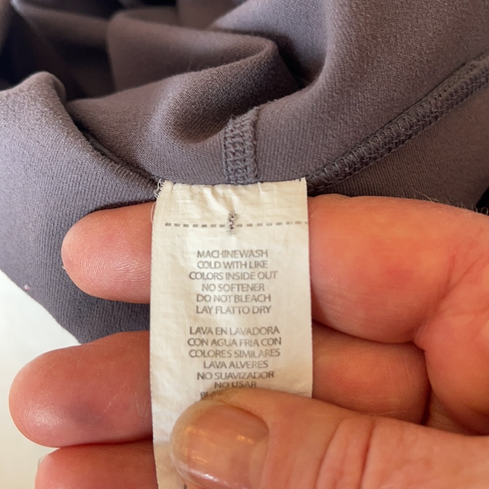 Fabletics Cropped Leggings With Coordinating Tank… - image 7